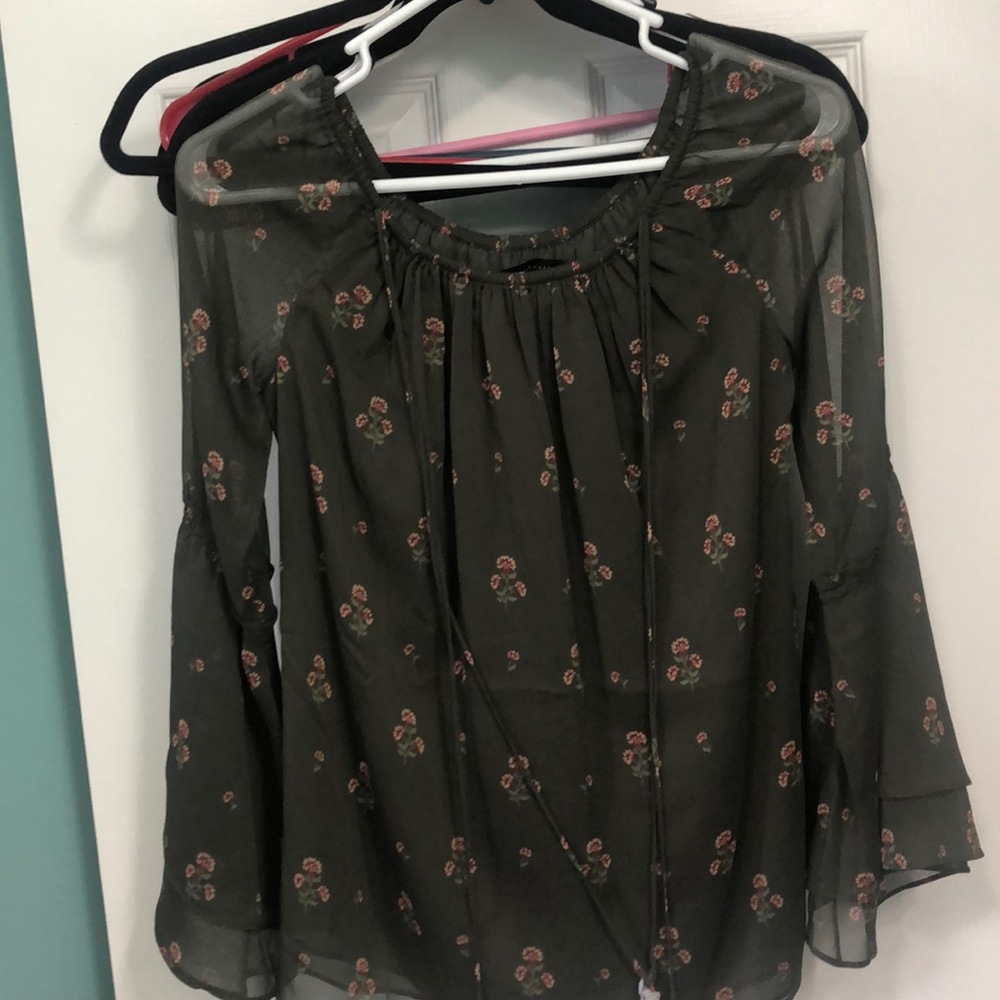 White House black market top